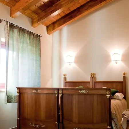 Гостевой дом A' La Table Du Sommelier D Hotes Сент-Винсент