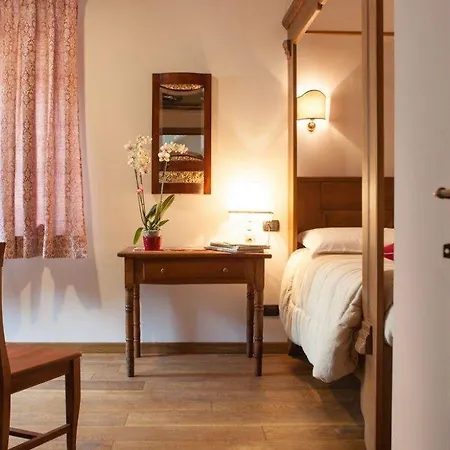 A' La Table Du Sommelier D Hotes 3*