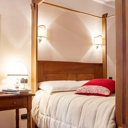 A' La Table Du Sommelier D Hotes 3*