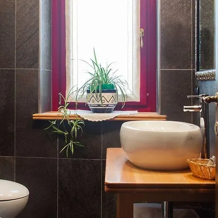 A' La Table Du Sommelier D Hotes Affittacamere Saint-Vincent