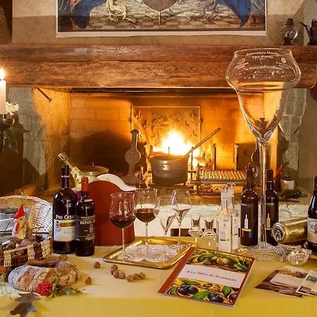 게스트하우스 A' La Table Du Sommelier D Hotes 3*