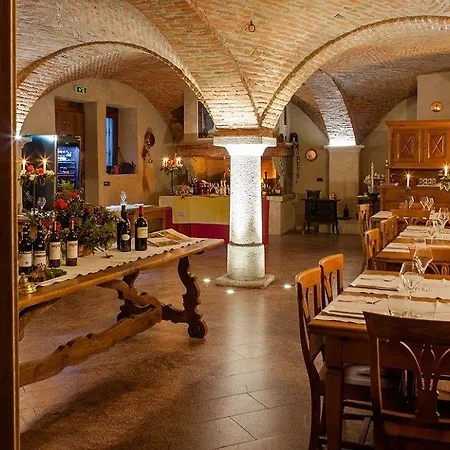 A' La Table Du Sommelier Guest house
