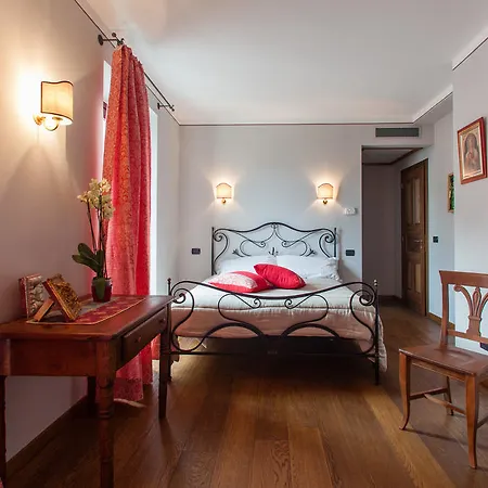 A' La Table Du Sommelier D Hotes