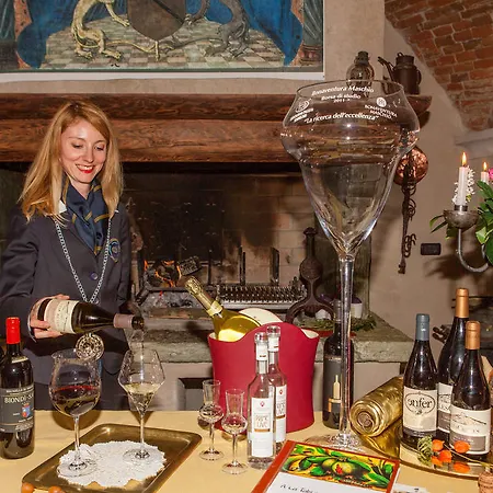 게스트하우스 A' La Table Du Sommelier D Hotes 3*