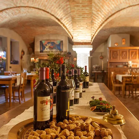 A' La Table Du Sommelier