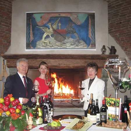 Gasthof A' La Table Du Sommelier D Hotes Saint-Vincent