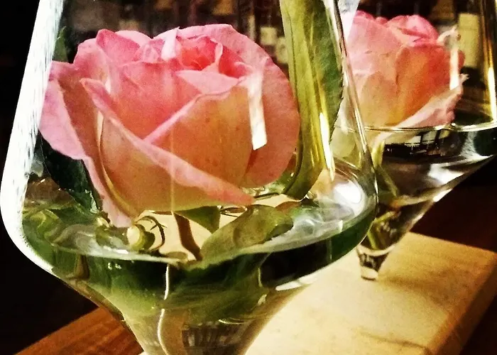 A' La Table Du Sommelier D Hotes Gasthuis Saint-Vincent