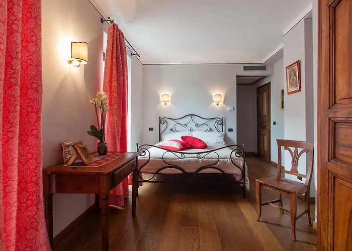 A' La Table Du Sommelier D Hotes