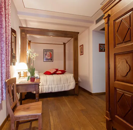 Gasthuis A' La Table Du Sommelier D Hotes 3*