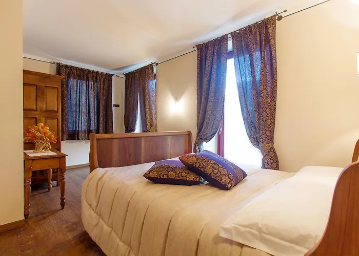 Gasthuis A' La Table Du Sommelier D Hotes